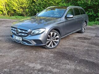 Mercedes-Benz E 220 2.0 143kW