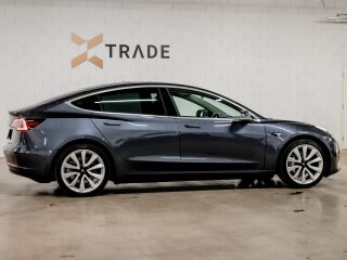 Tesla Model 3 Standard Range+ FSD 239kW