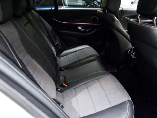 Mercedes-Benz E 220 4MATIC 2.0 143kW