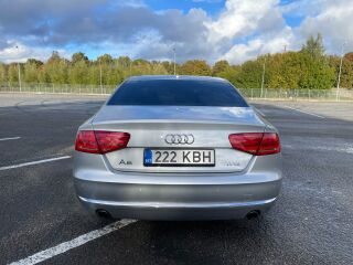 Audi A8 4.2 V8 273кВ