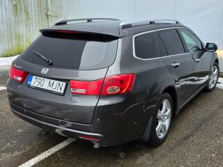 Honda Accord 2.2 110kW