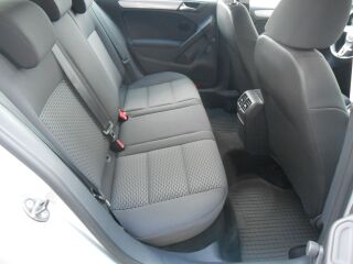 Volkswagen Golf Comfortline 1.6 77kW