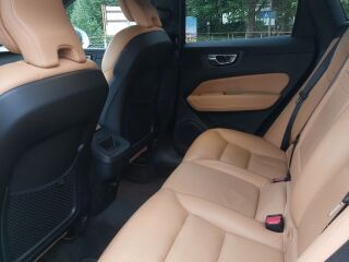Volvo XC60 2.0 145kW