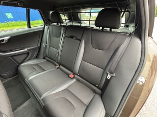 Volvo V60 Cross Country AWD SUMMUM 2.4 R5 140kW