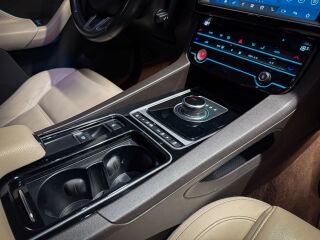 Jaguar F-Pace 2.0 177kW