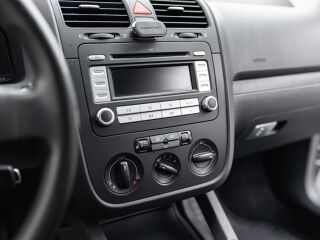 Volkswagen Golf Comfortline 1.4 90кВ