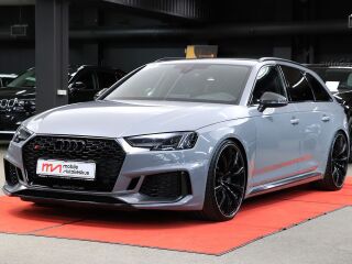Audi RS 4 Avant quattro 3.0 331кВ