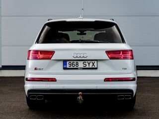 Audi SQ7 4.0 V8 320кВ