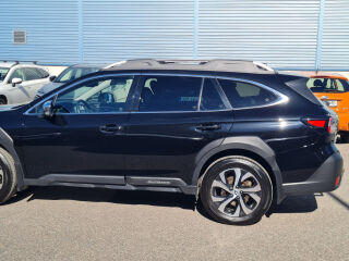 Subaru Outback Touring 2.5 124kW