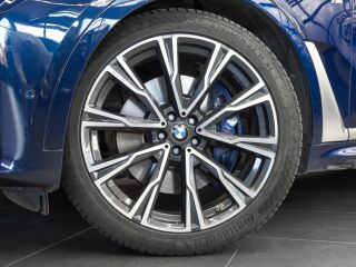 BMW X7 xDrive M50d Individual 3.0 R6 294kW