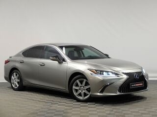 Lexus ES 300h 2.5 131kW