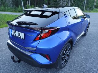 Toyota C-HR 1.8 72кВ