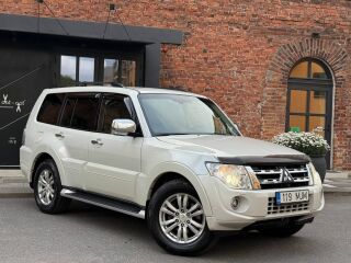Mitsubishi Pajero Rockford DESIGN 3.2 147kW