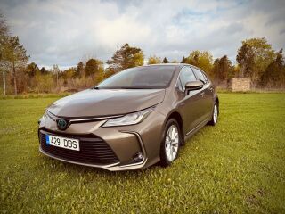 Toyota Corolla Active Plus 1.8 hybrid 72kW