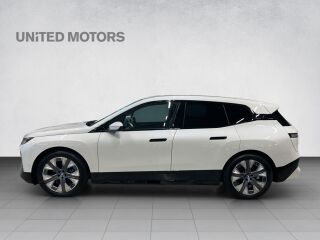 BMW iX xDrive 40 Sportpakett 240кВ