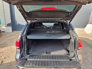 BMW X5 M-Pakett Shadowline 3.0 R6 190кВ
