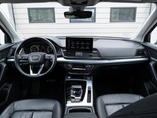 Audi Q5 Hybrid 2.0 221кВ