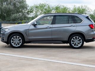 BMW X5 3.0 230kW