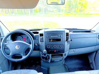 Volkswagen Crafter Passenger 2.5 TDI 80kW