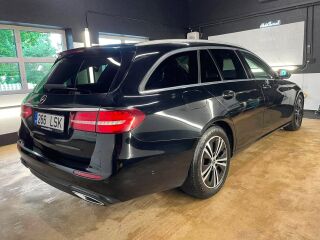 Mercedes-Benz E 220 2.0 120kW