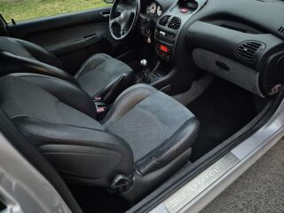 Peugeot 206 2.0 R4 99кВ