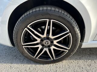 Mercedes-Benz V 300 2.0 176kW