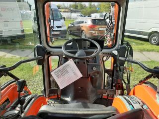 KUBOTA GT26 Cabin frontaallaadur