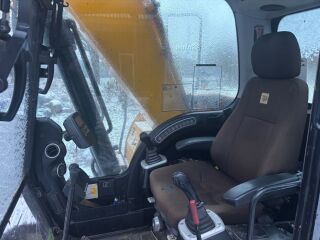 JCB JS160