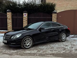 Mercedes-Benz E 550 4.7 V8 300kW