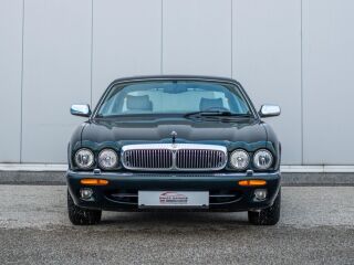 Jaguar XJ Daimler Long 4.0 V8 209kW