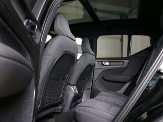 Volvo XC40 ULTIMATE DARK INTELLI SAFE PRO FULL P6 MY23 170kW