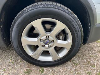 Volvo XC70 Cross Country 4WD 2.4 D5 136кВ