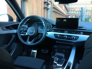 Audi A4 S -Line 2.0 110kW