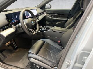 BMW 520 d xDrive Touring M-Sportpakett 2.0 R4 145kW