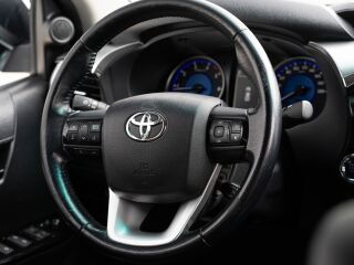Toyota Hilux 2.4 110kW