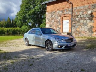 Mercedes-Benz E 500 5.0 V8 225kW