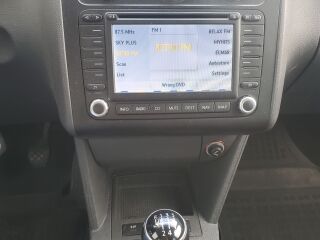 Volkswagen Touran 2.0 103kW