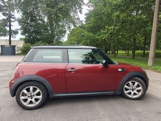 MINI Cooper 1.6 88kW