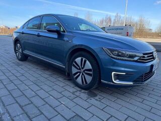 Volkswagen Passat GTE 1.4 115kW