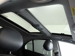 Mercedes-Benz E 320 Avantgarde ATM 3.2 165kW