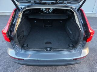 Volvo V60 Momentum Luxury 2.0 D3 110кВ