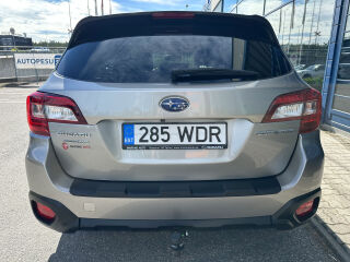 Subaru Outback Summit AWD 2.5 129кВ