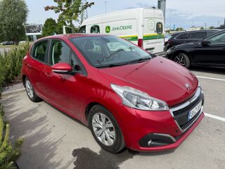 Peugeot 208 MY2016 Facelift 1.2 60kW