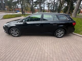 Toyota Avensis 2.0 112кВ