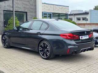 BMW M5 4.4 441kW