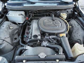 Mercedes-Benz 230 E 2.3 R4 100kW