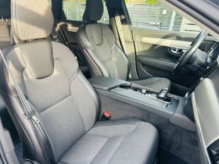 Volvo V90 Momentum 2.0 B4, AWD, Pro KERS Mild Hybrid 145kW