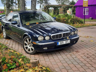 Jaguar XJ 2.7 152kW