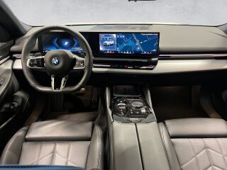BMW 530 e xDrive Touring M-Sportpakett PRO 2.0 R4 220kW