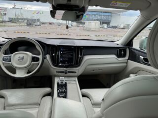 Volvo XC60 2.0 223kW